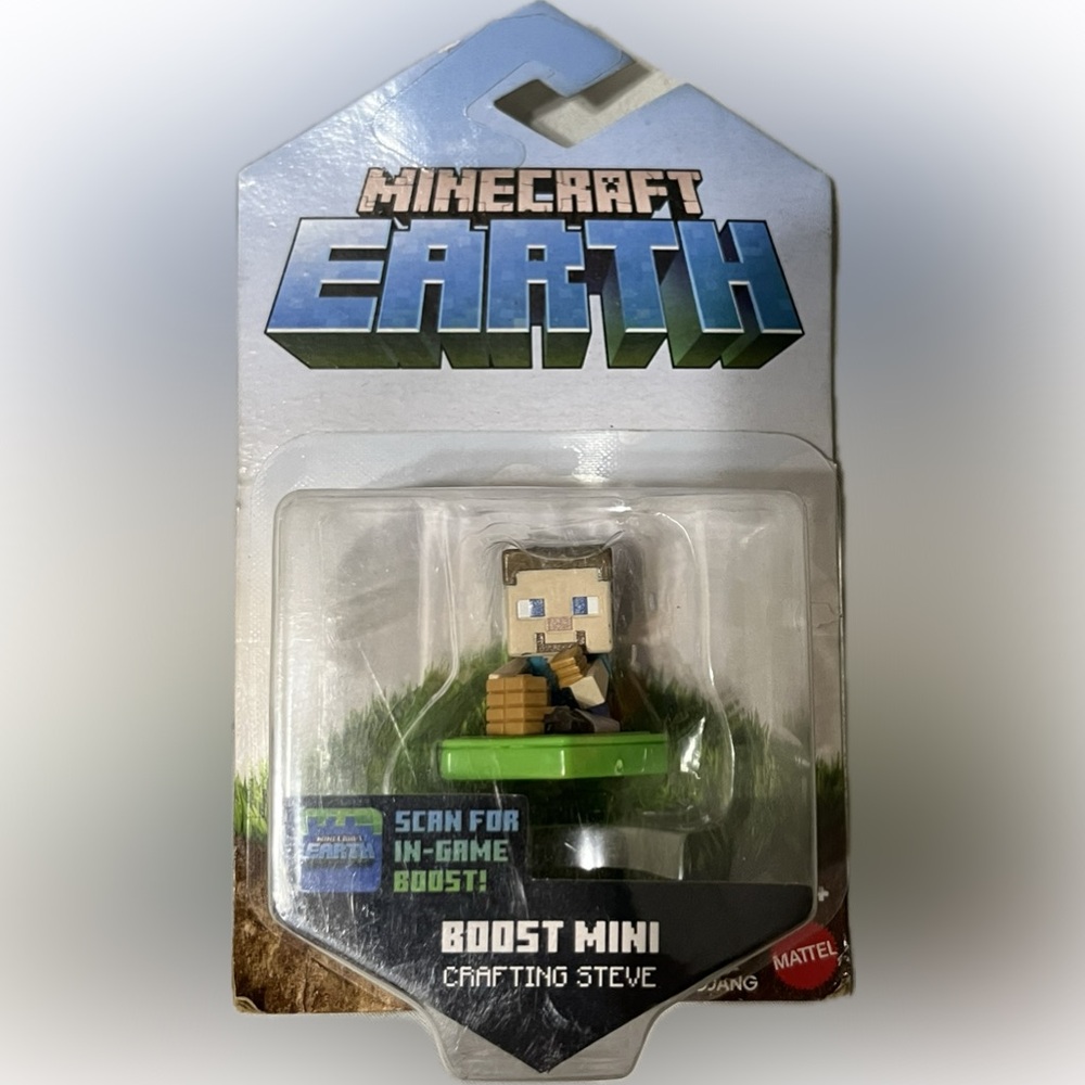 Minecraft Earth Boost Mini – Crafting Steve (2019 Mattel / Mojang)
